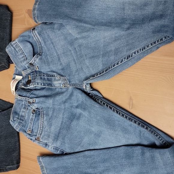 Boys size 10 Levis - Picture 2 of 3